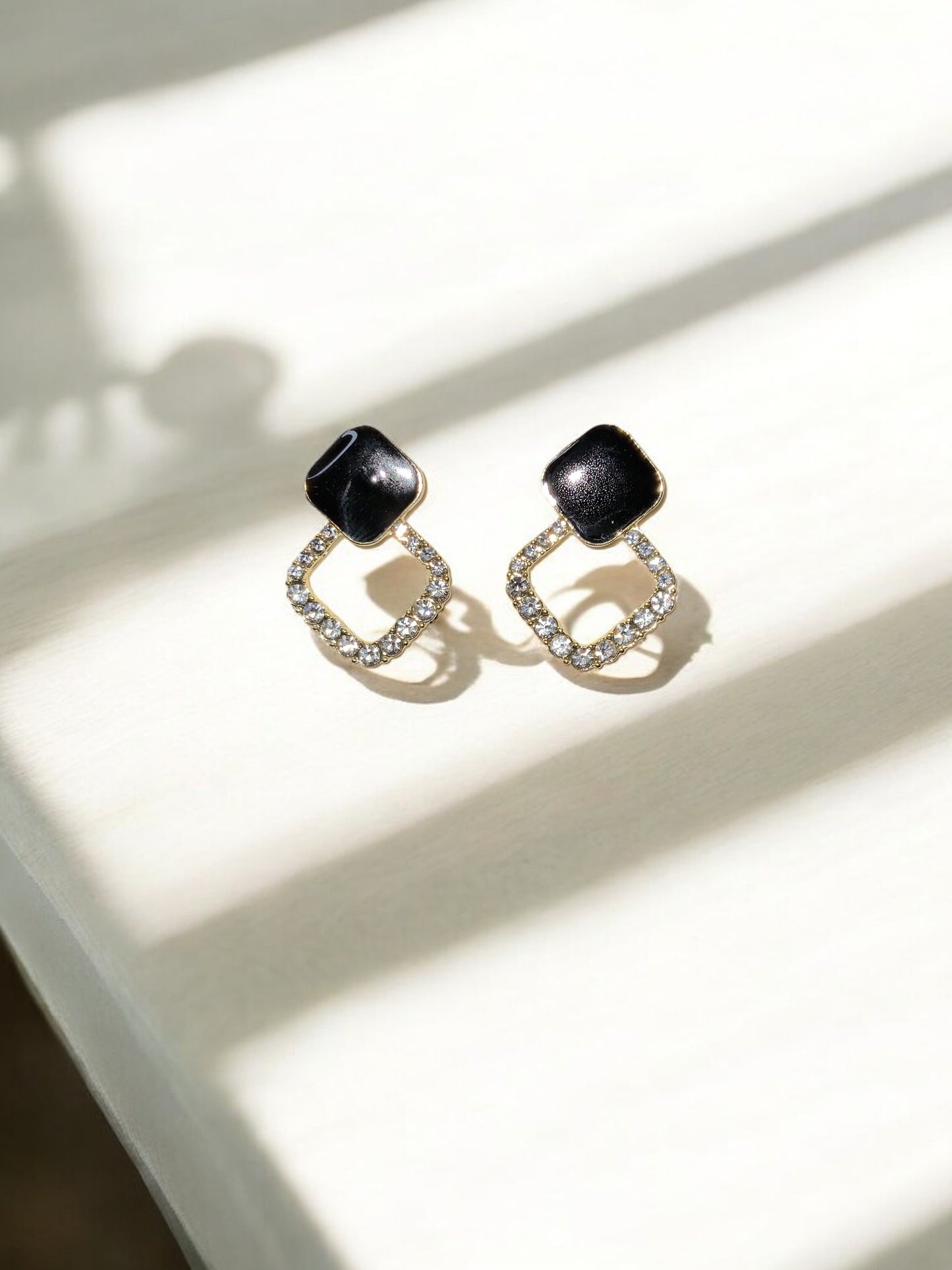 BLACK & CRYSTAL GEOMETRIC DROP EARRINGS