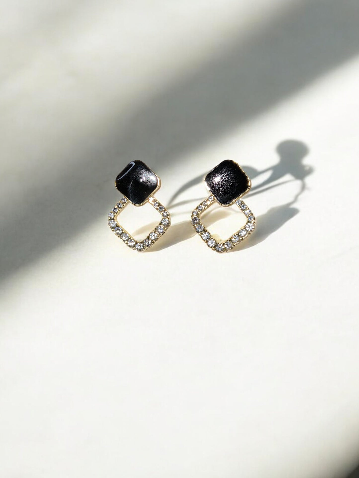 BLACK & CRYSTAL GEOMETRIC DROP EARRINGS