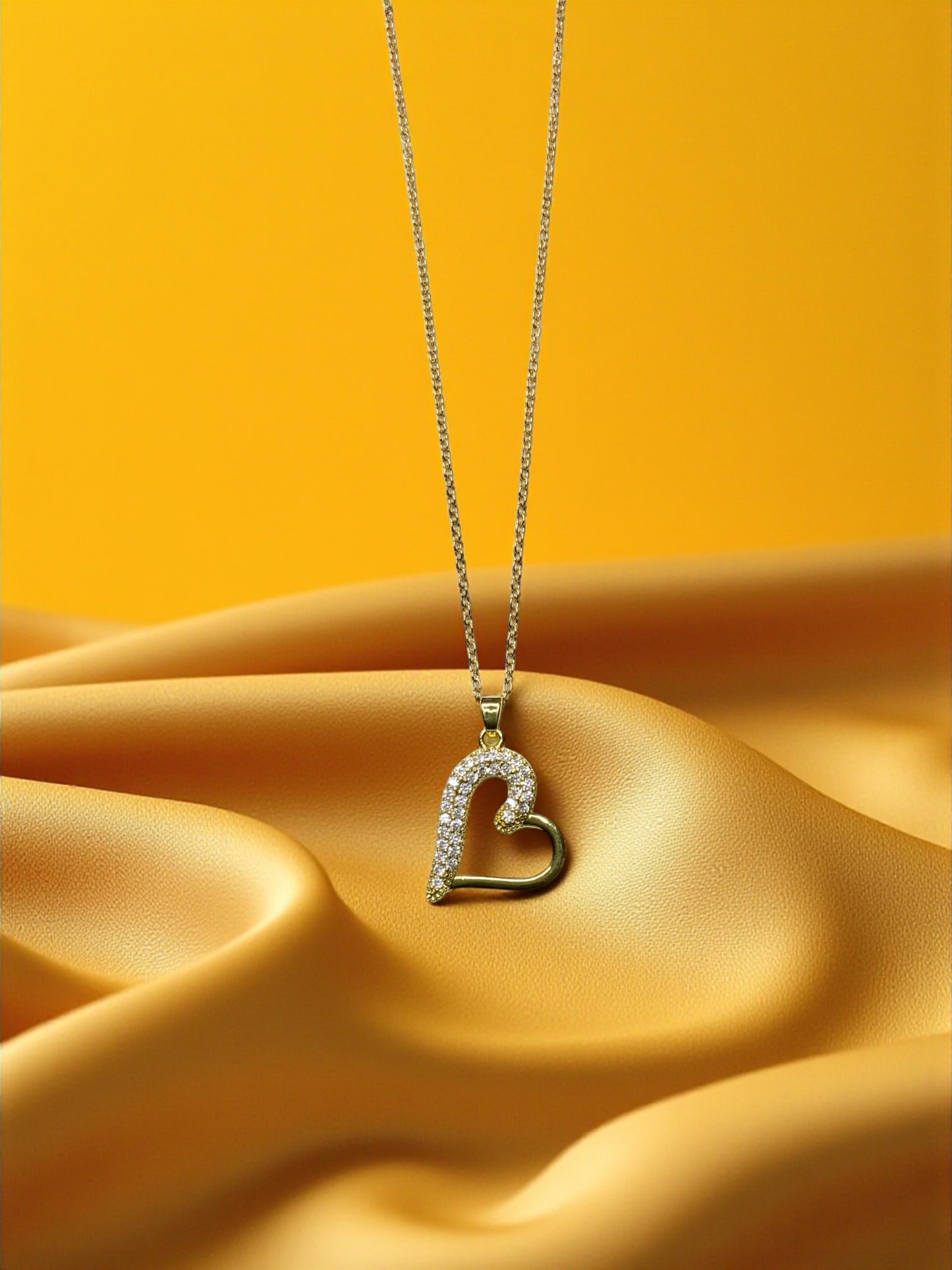 ASYMMETRICAL HEART PENDANT NECKLACE