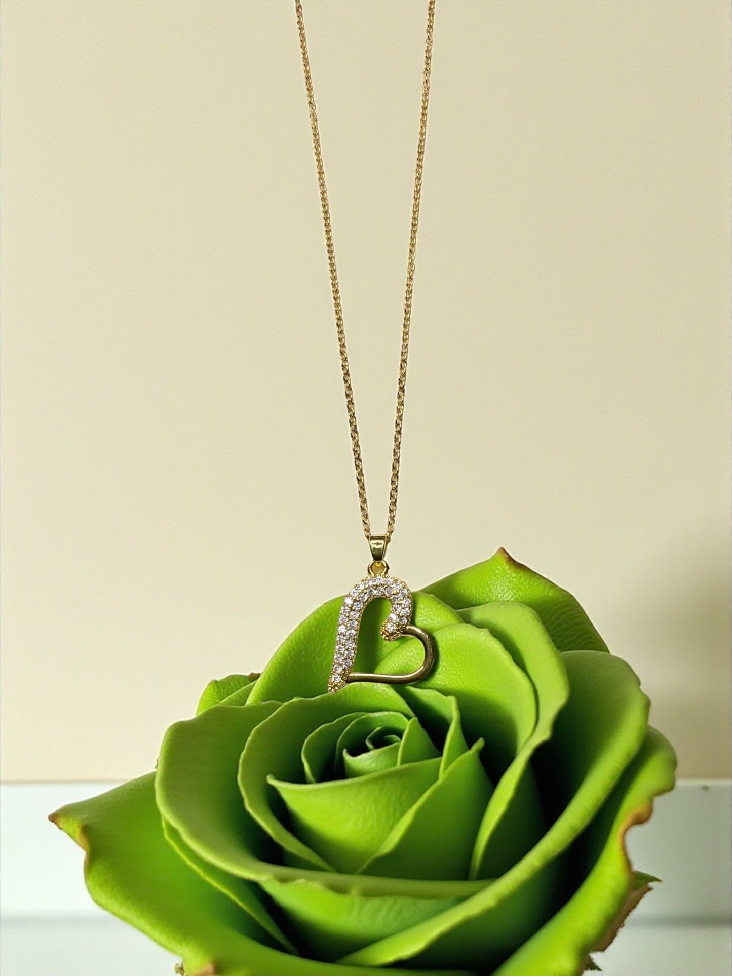 ASYMMETRICAL HEART PENDANT NECKLACE