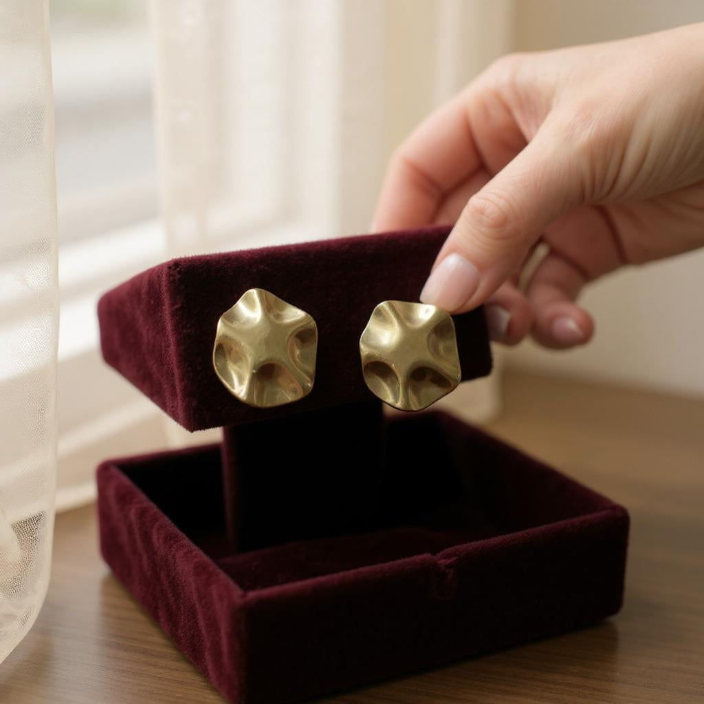 GOLD STUD EARRINGS