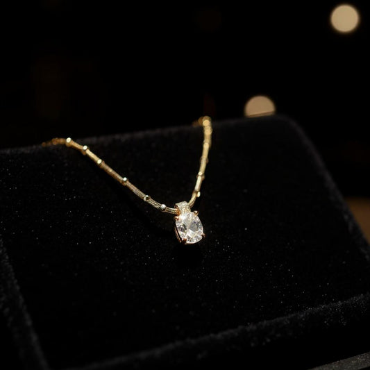 RADIANT CUT SOLITAIRE PENDANT NECKLACE