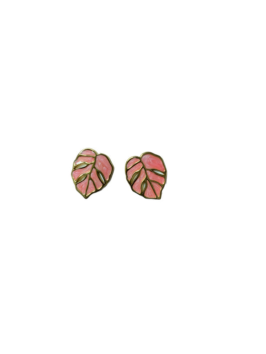 BLUSH PINK LEAF STUD EARRINGS