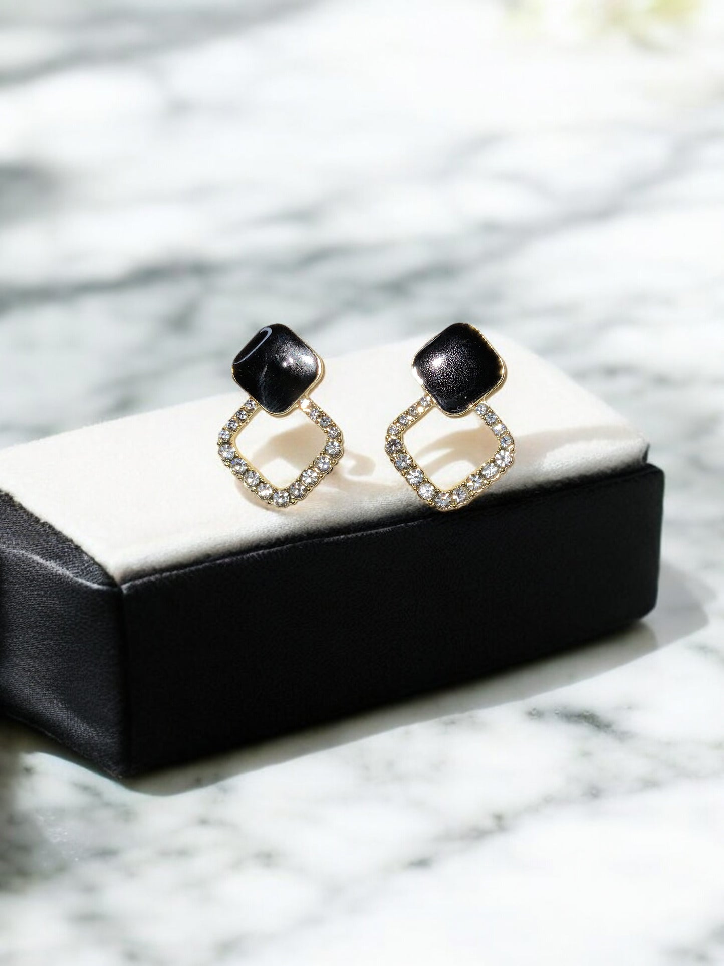 BLACK & CRYSTAL GEOMETRIC DROP EARRINGS