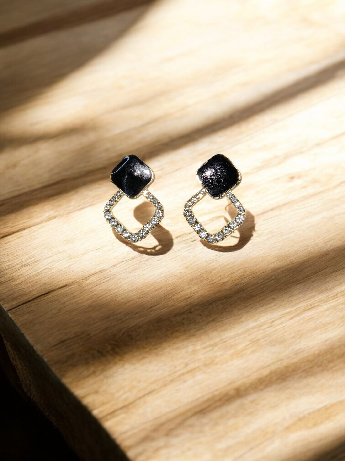 BLACK & CRYSTAL GEOMETRIC DROP EARRINGS