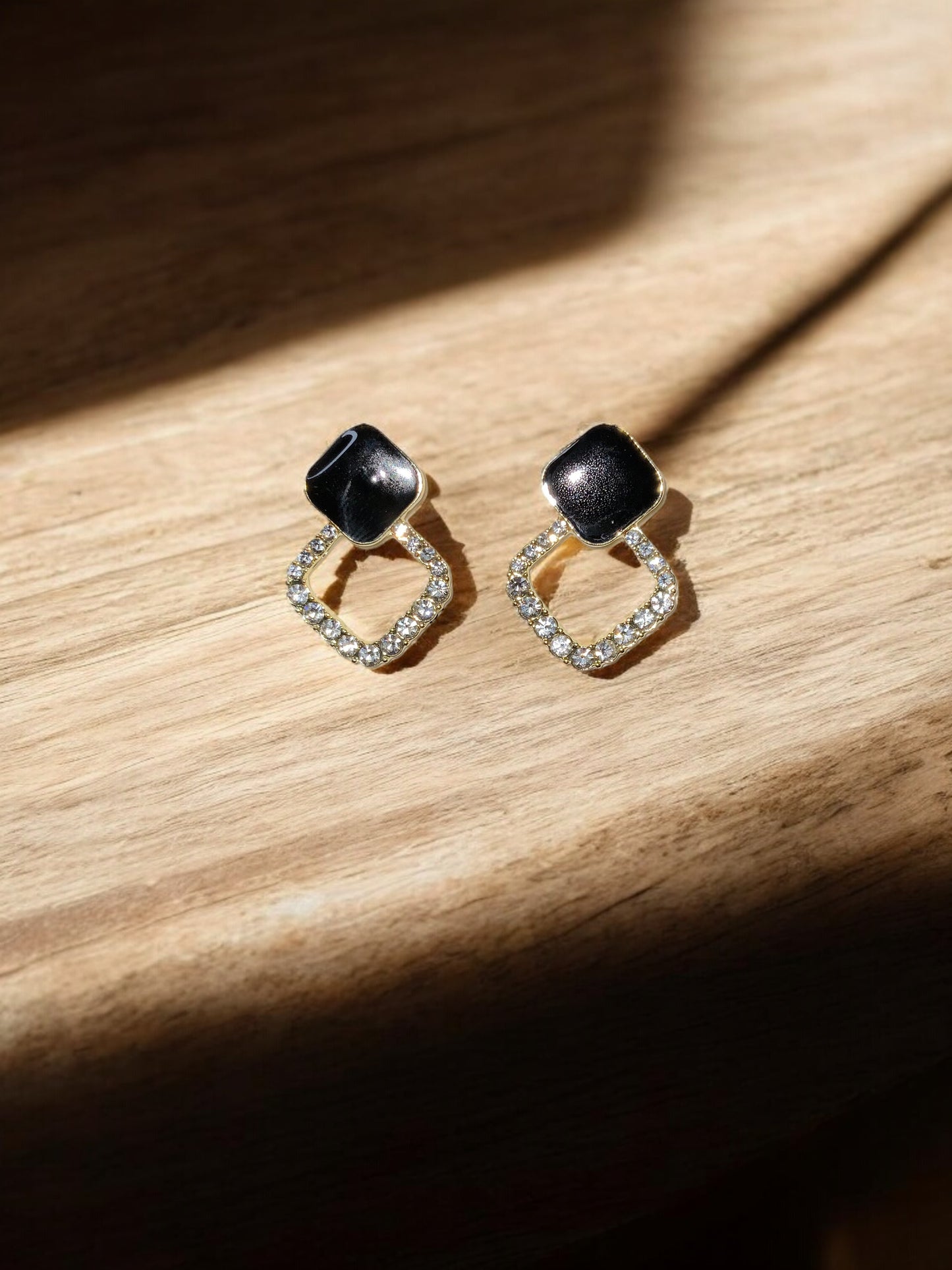BLACK & CRYSTAL GEOMETRIC DROP EARRINGS