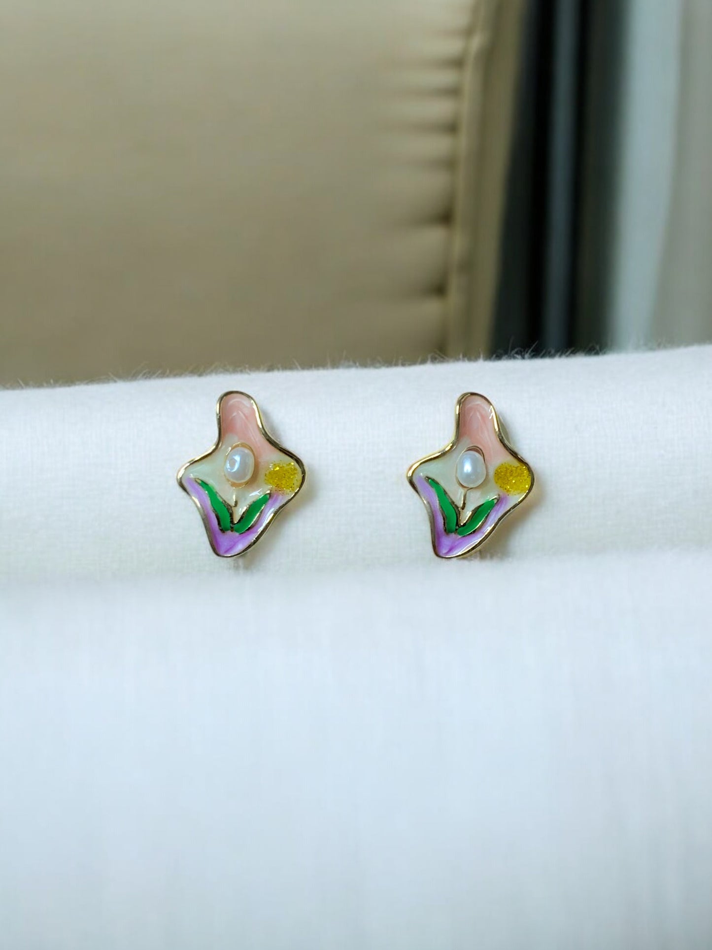 PASTEL BLOOM ENAMEL & PEARL STUD EARRINGS