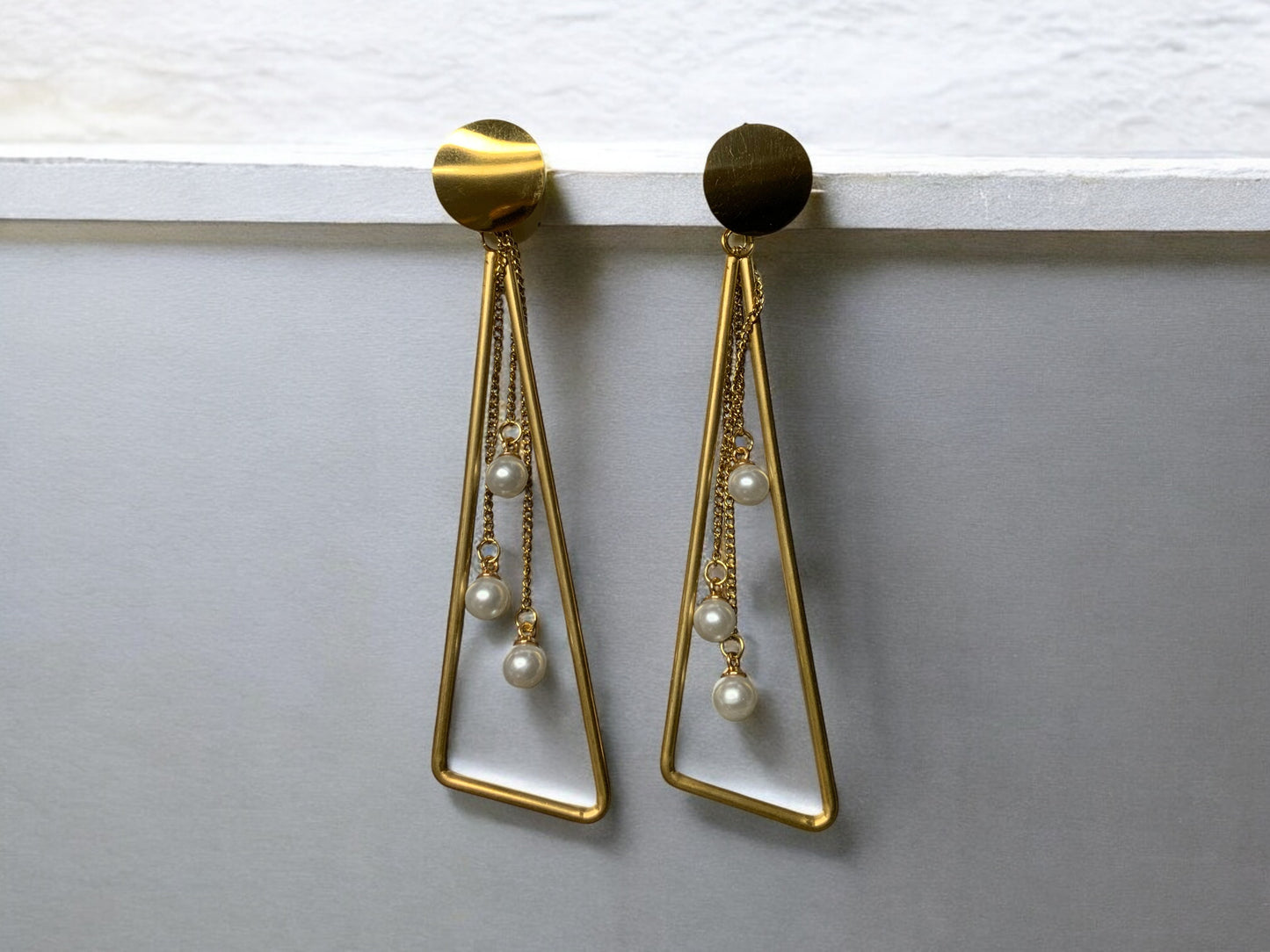 PEARL DRAPE GEOMETRIC DROP EARRINGS