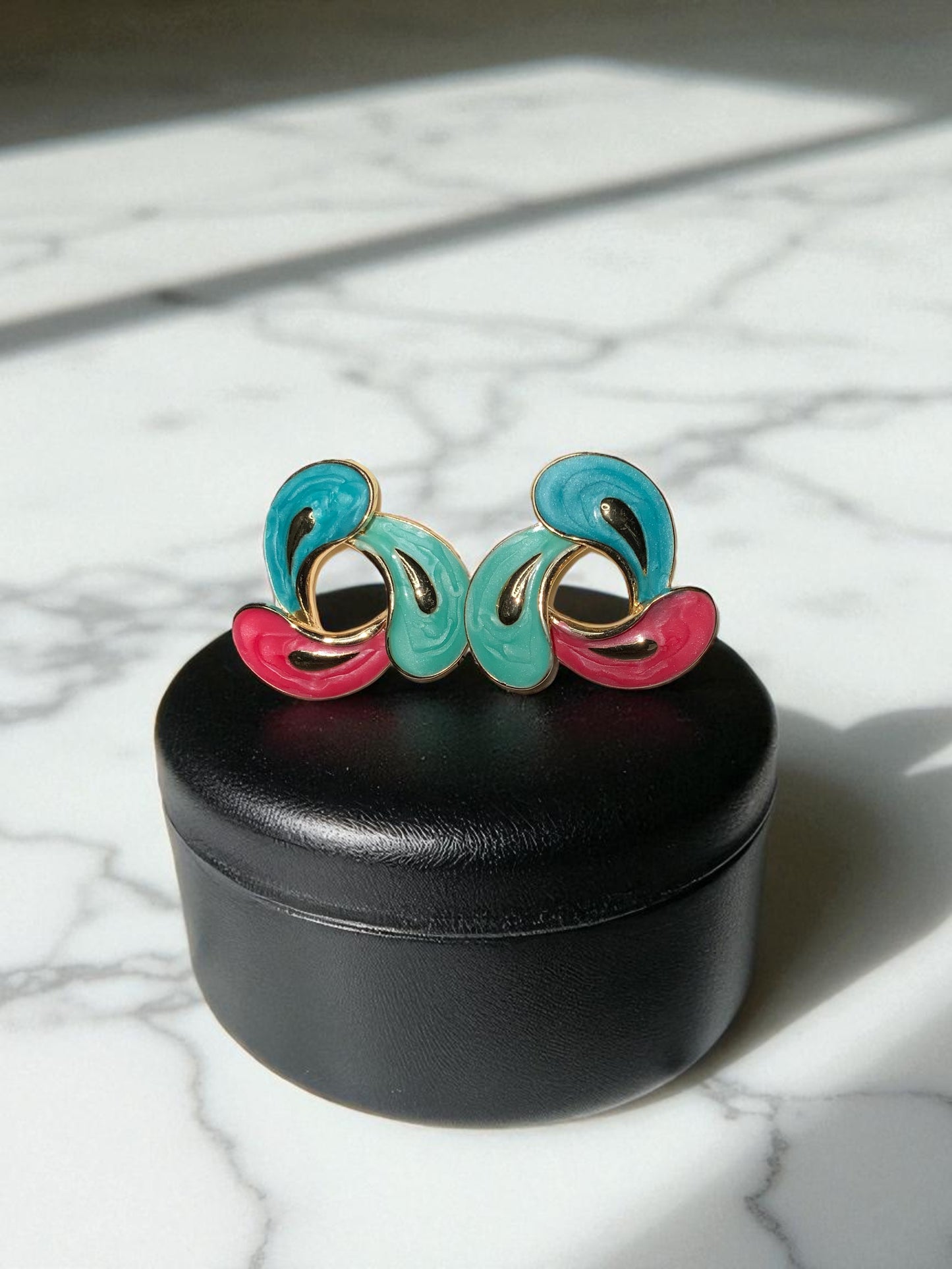 RETRO POP SPLASH ENAMEL STUD EARRINGS