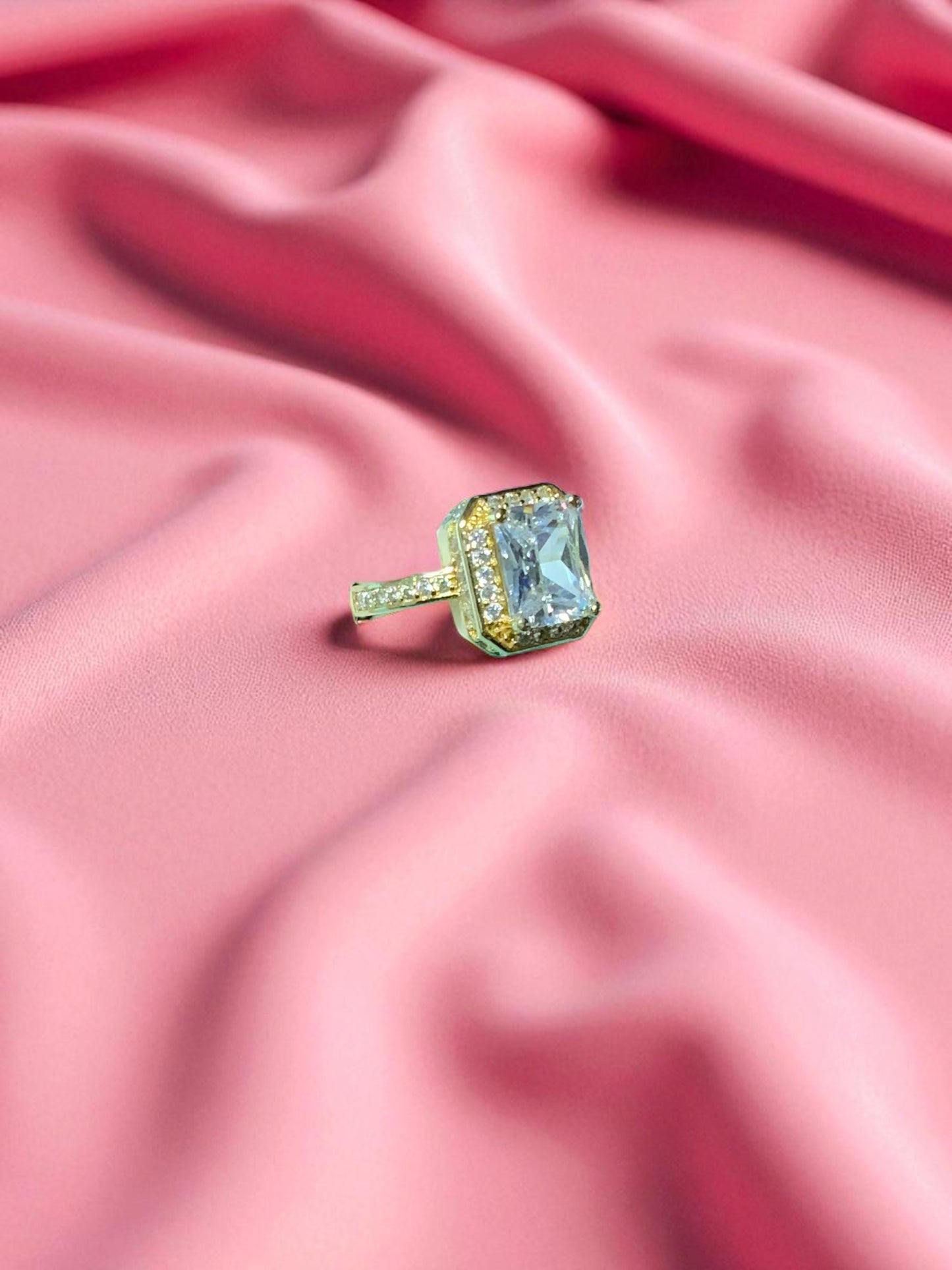 ROYAL RADIANCE EMERALD CUT CRYSTAL GOLD RING