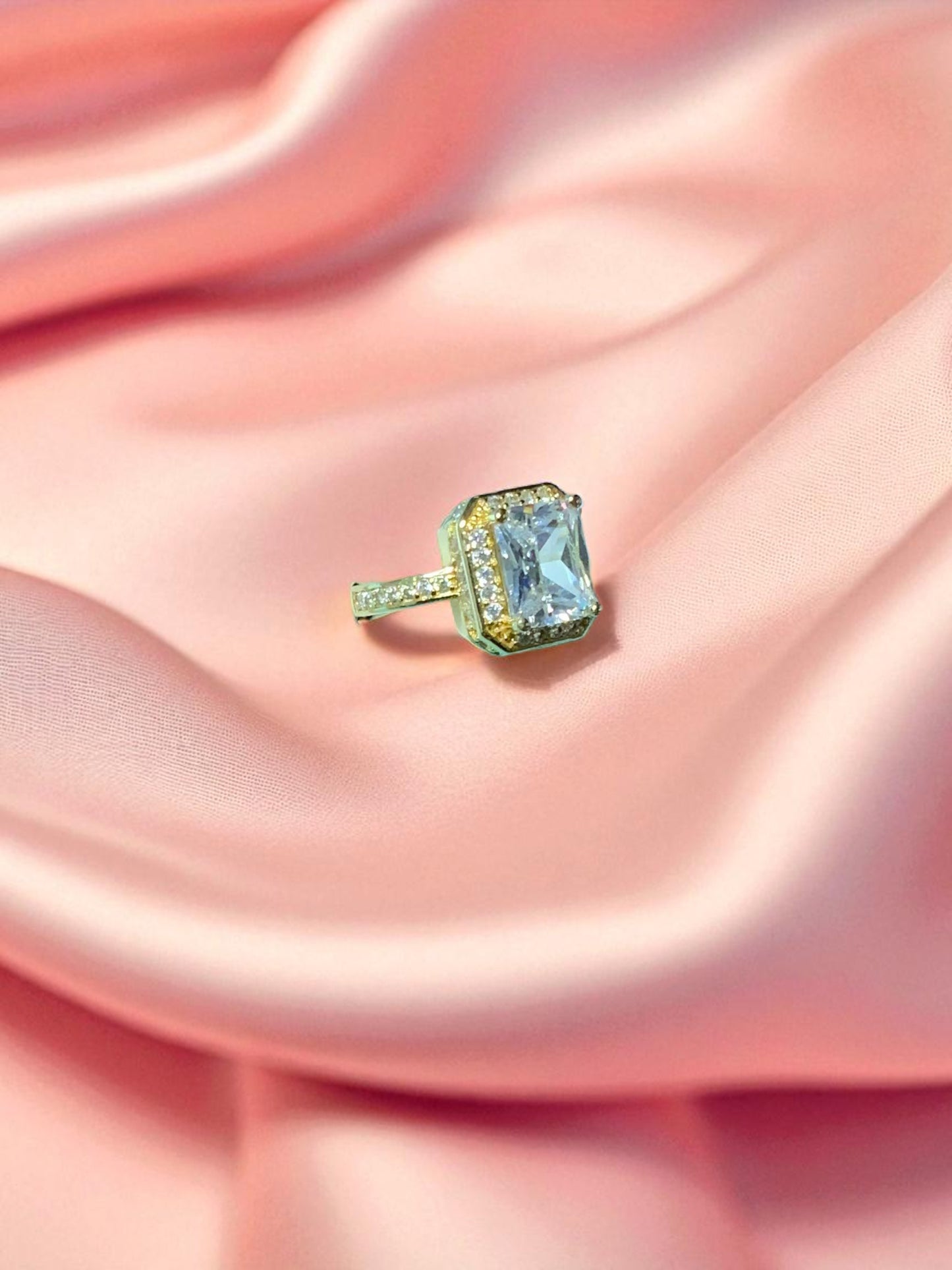 ROYAL RADIANCE EMERALD CUT CRYSTAL GOLD RING
