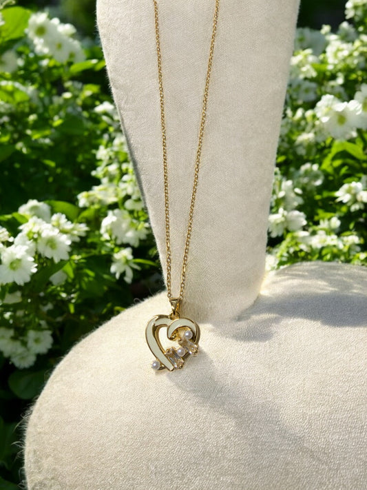 GOLDEN HEART PEARL PENDANT NECKLACE