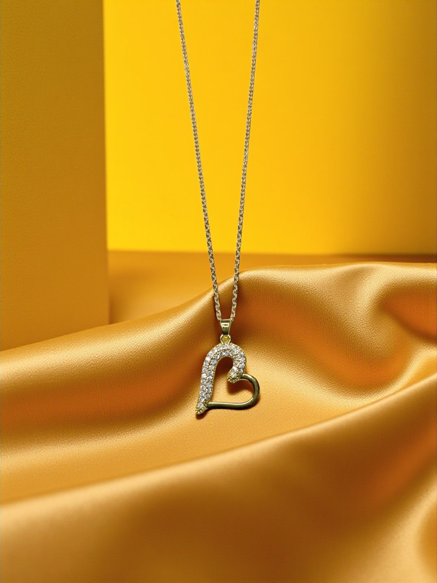 ASYMMETRICAL HEART PENDANT NECKLACE