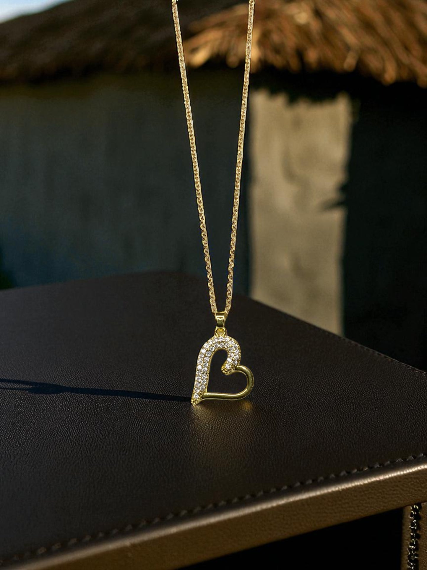 ASYMMETRICAL HEART PENDANT NECKLACE