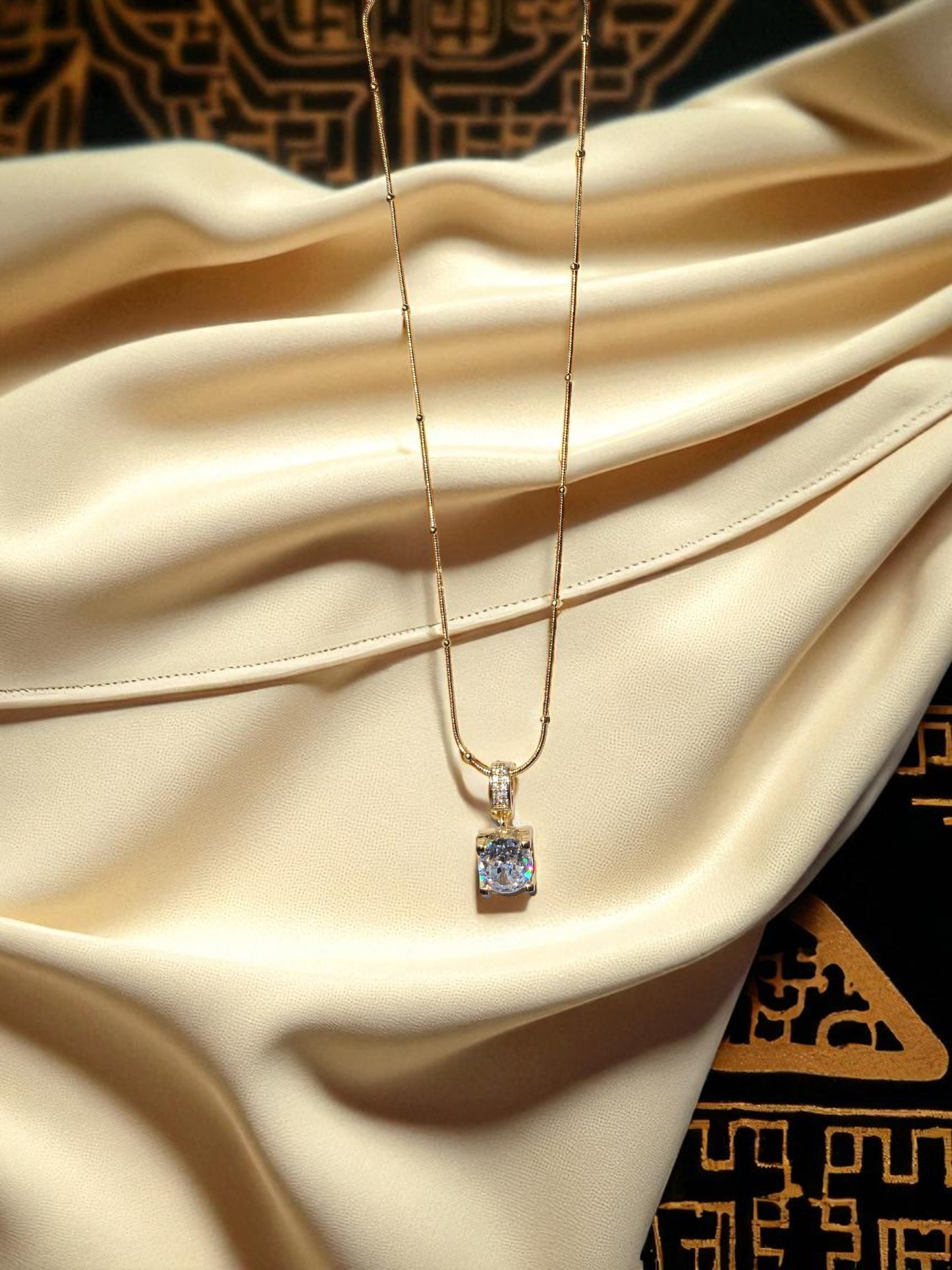 RADIANT CUT SOLITAIRE PENDANT NECKLACE