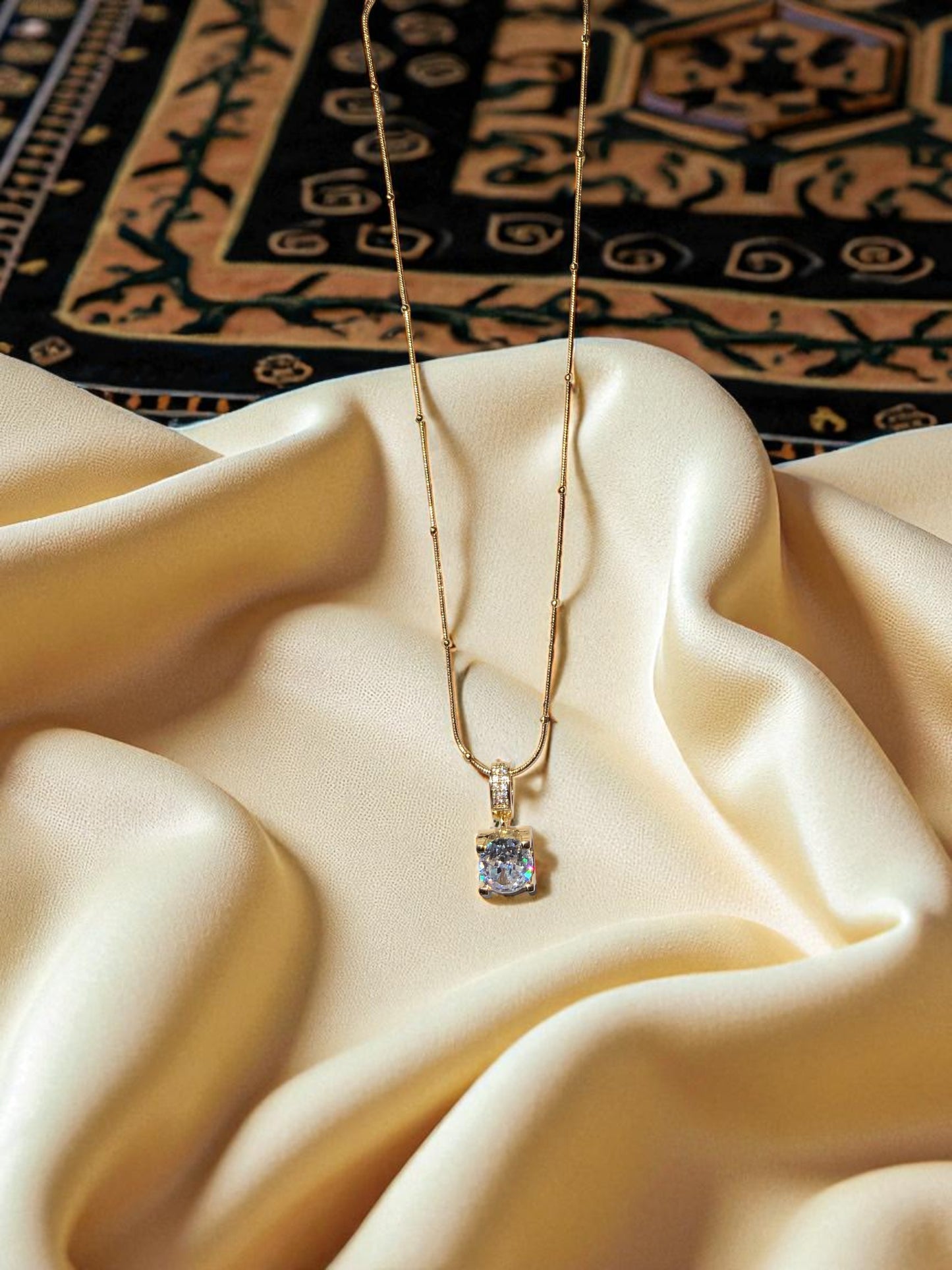 RADIANT CUT SOLITAIRE PENDANT NECKLACE