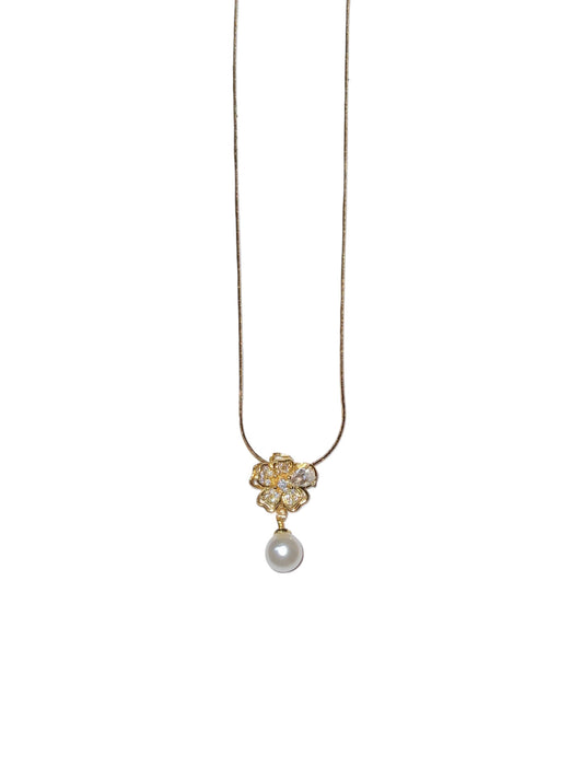 BLOSSOM PEARL DROP NECKLACE