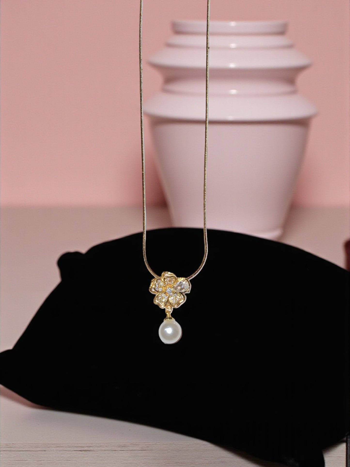 BLOSSOM PEARL DROP NECKLACE