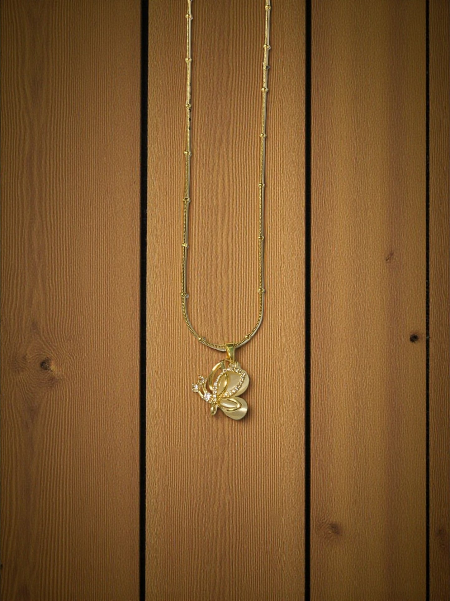 BUTTERFLY PENDANT NECKLACE