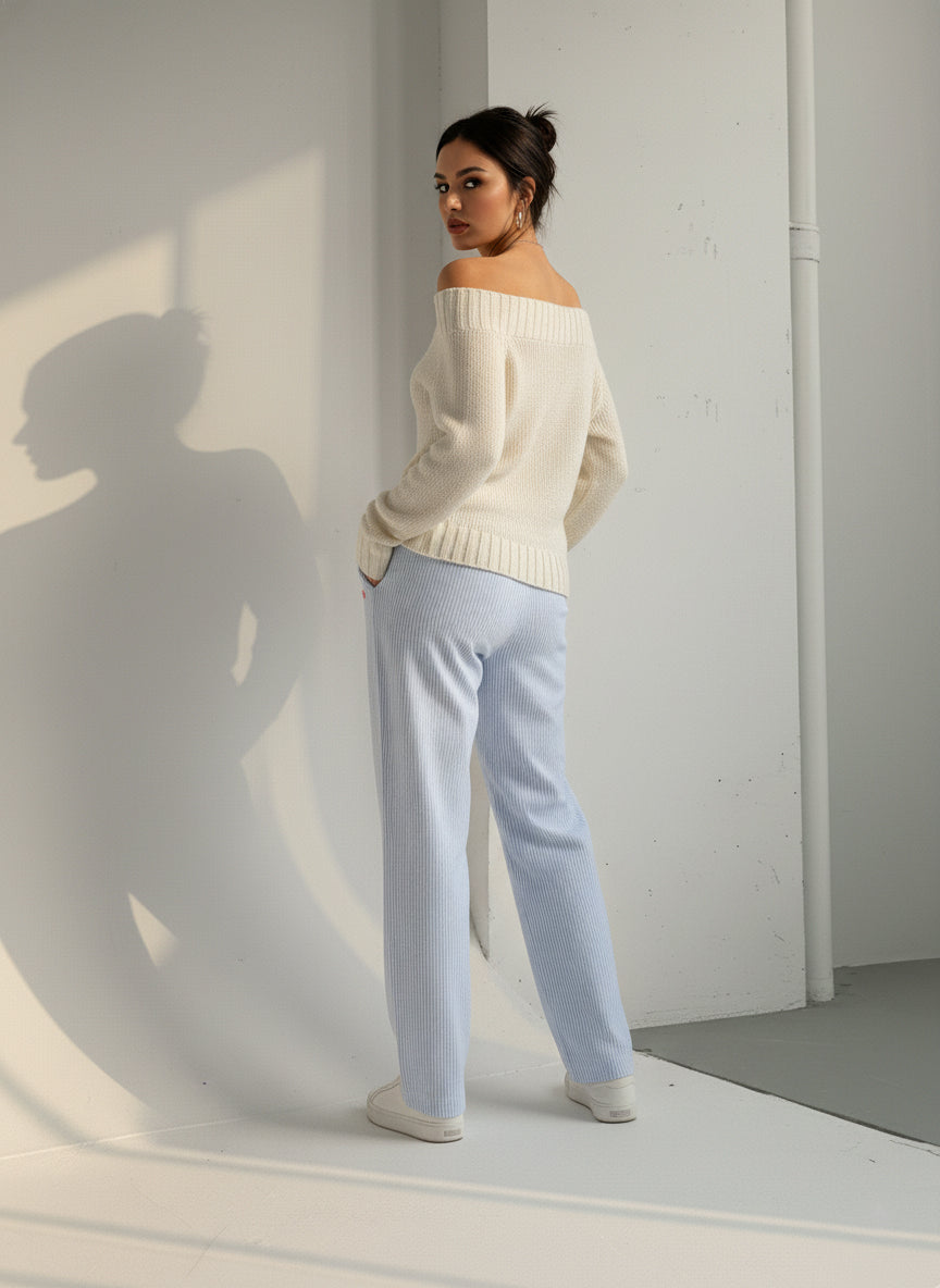 RIBBED KNIT BOAT NECK SWEATER